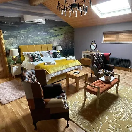 Harewell Wood * Dacre (North Yorkshire)